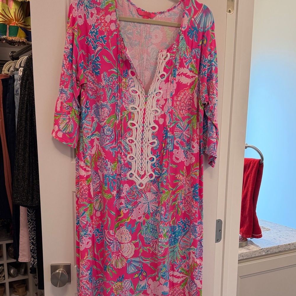 Lilly Pulitzer Pink Floral V-Neck Tunic Dress